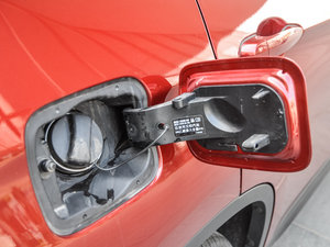 2014sDrive18i \OӋb w