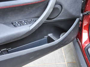 2014sDrive18i \OӋb g