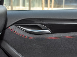 2014sDrive18i \OӋb g