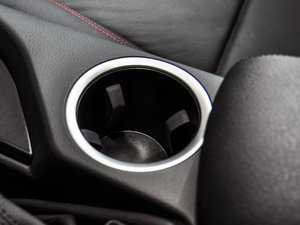 2014sDrive18i \OӋb g