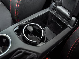 2014sDrive18i \OӋb g