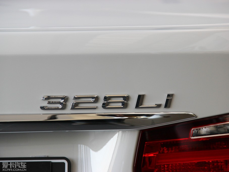 2015R3ϵ 328Li AOӋb