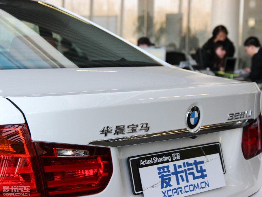 2015R3ϵ 328Li AOӋb
