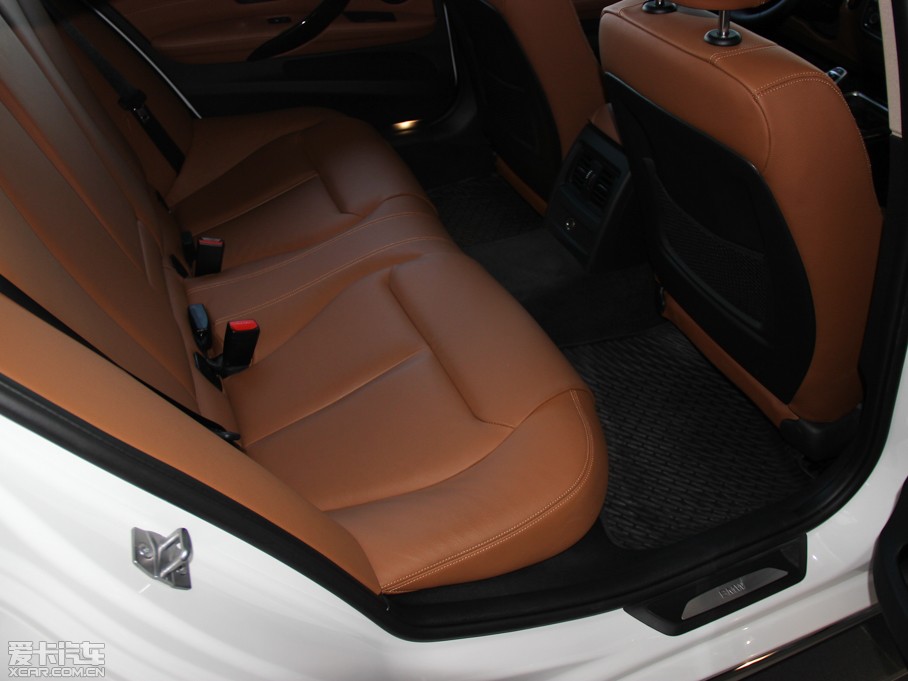 2015R3ϵ 328Li AOӋb