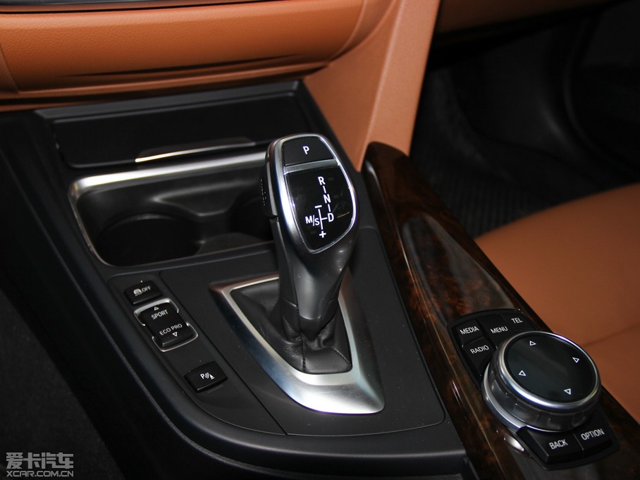 2015R3ϵ 328Li AOӋb