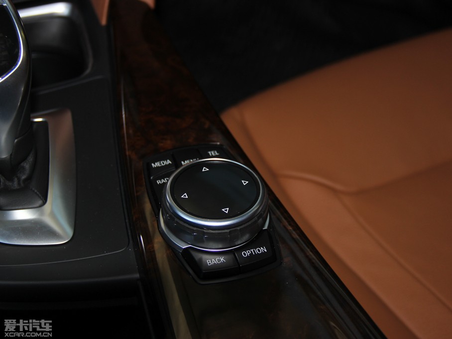 2015R3ϵ 328Li AOӋb