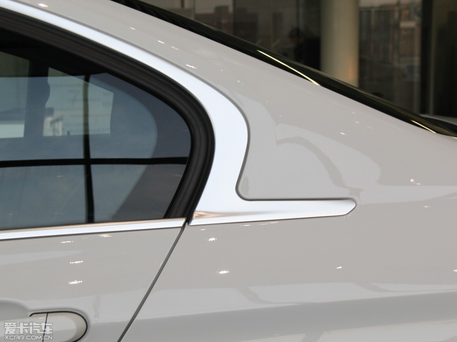 2015R3ϵ 335Li LO(sh)Ӌb