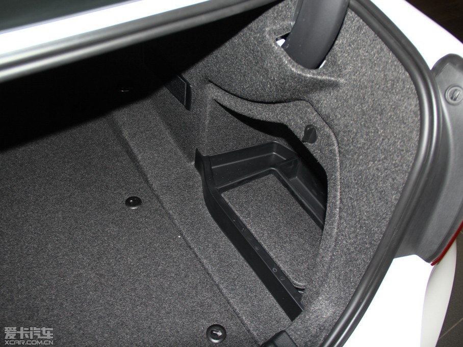 2015��R3ϵ 335Li �L���OӋ���b