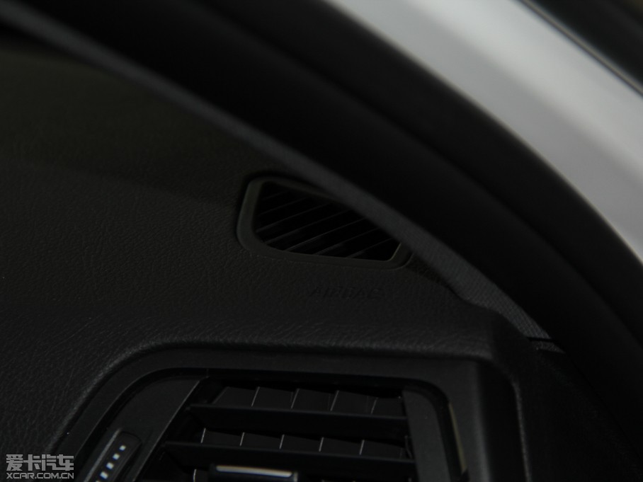 2015��R3ϵ 335Li �L���OӋ���b