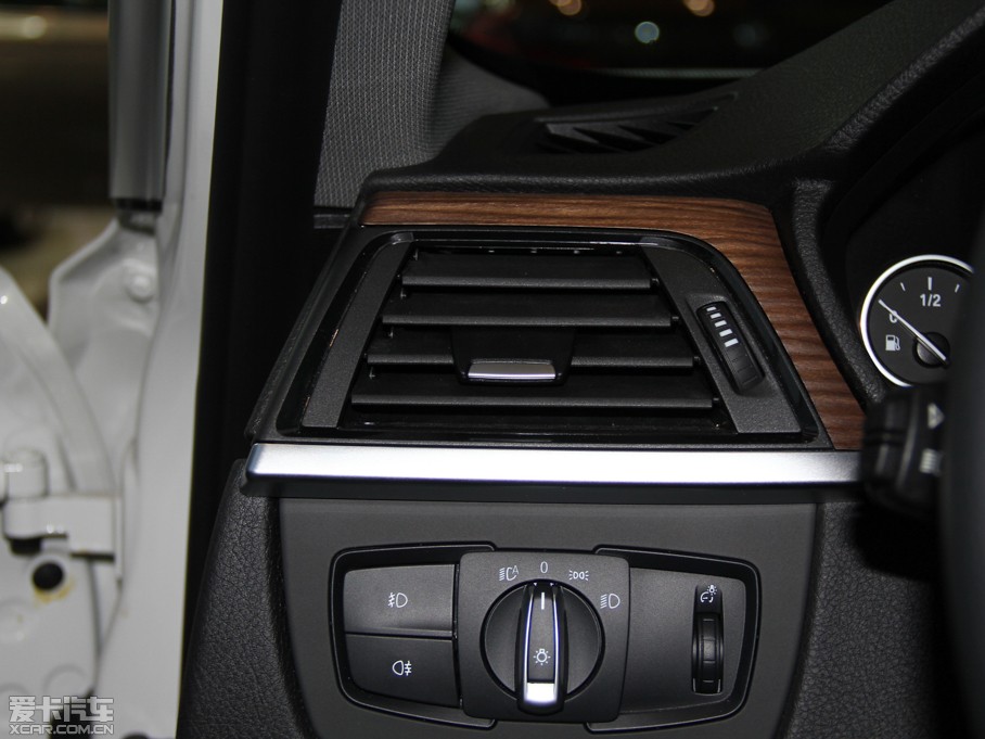 2015��R3ϵ 335Li �L���OӋ���b