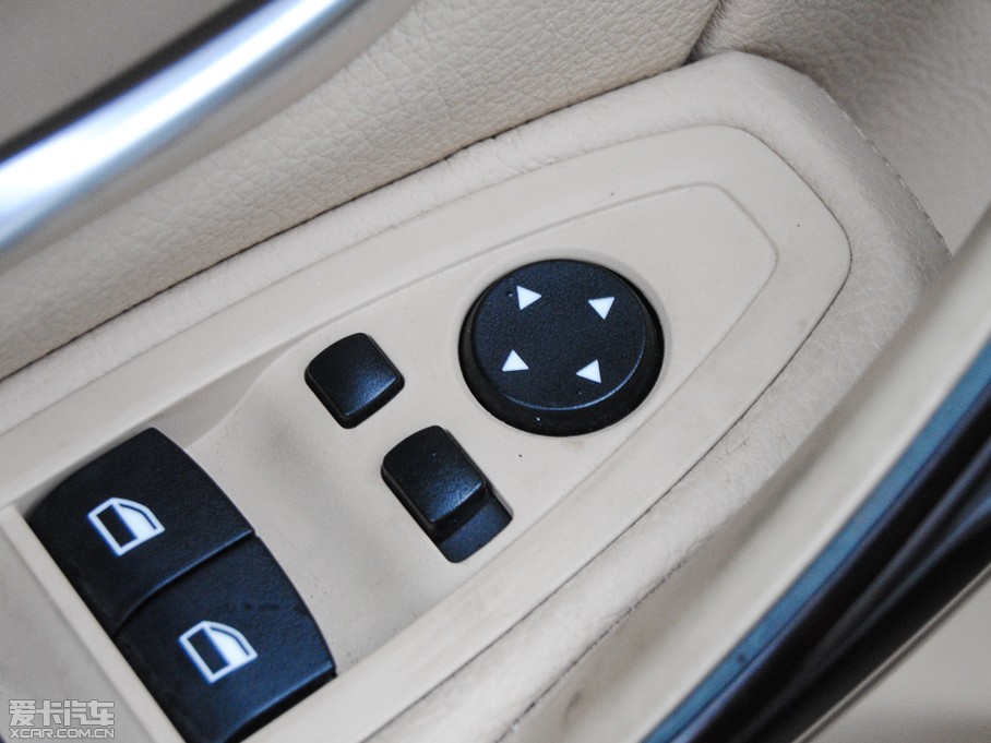 2015R3ϵ 328Li xDriveAOӋb