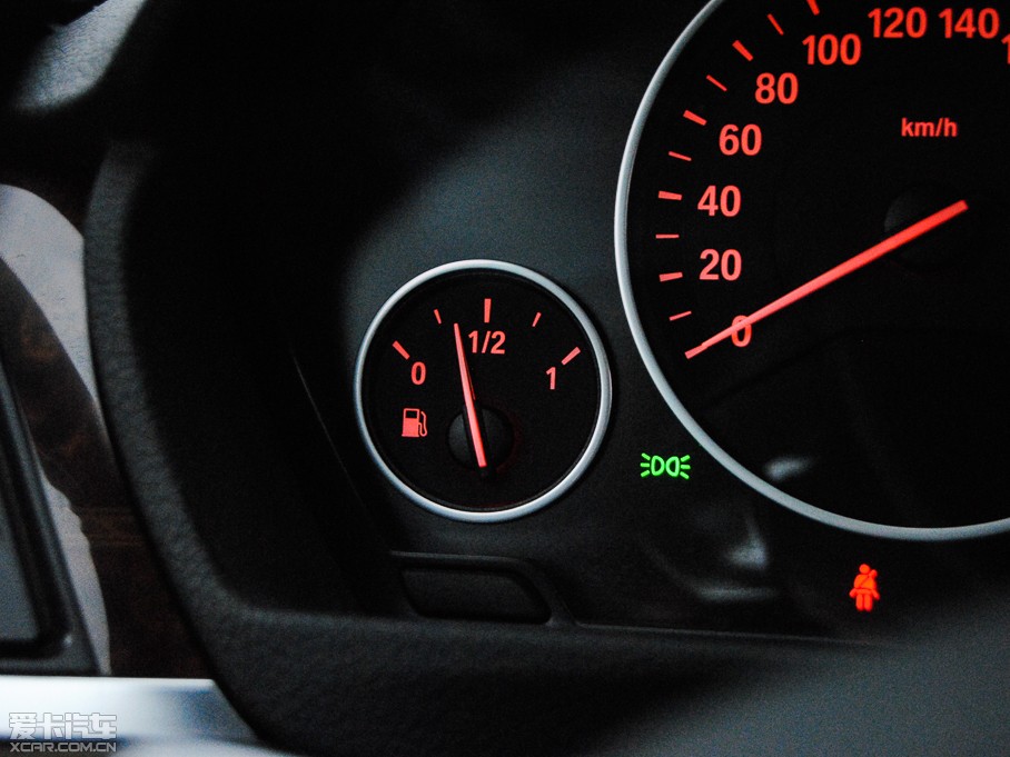 2015R3ϵ 328Li xDriveAOӋb