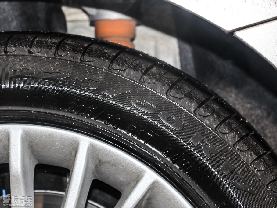 2015R3ϵ 320Li AOӋb