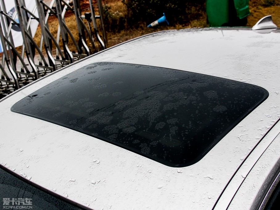 2015��R3ϵ 320Li ���A�O(sh��)Ӌ(j��)���b