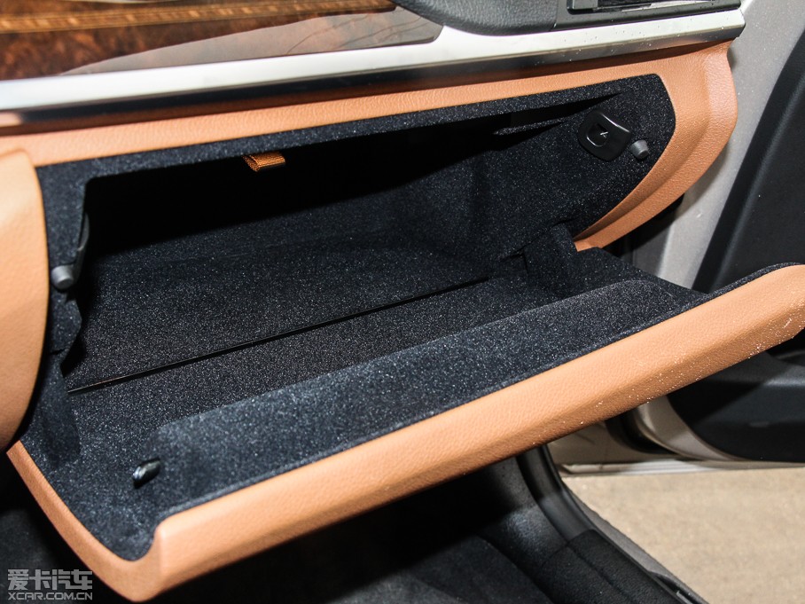 2015R3ϵ 320Li AOӋb