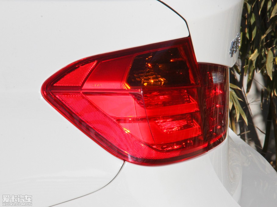 2015��R3ϵ 320i �r����