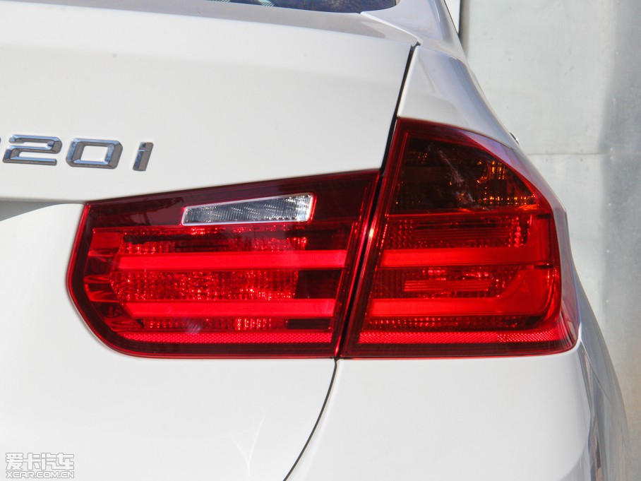 2015��R3ϵ 320i �r����