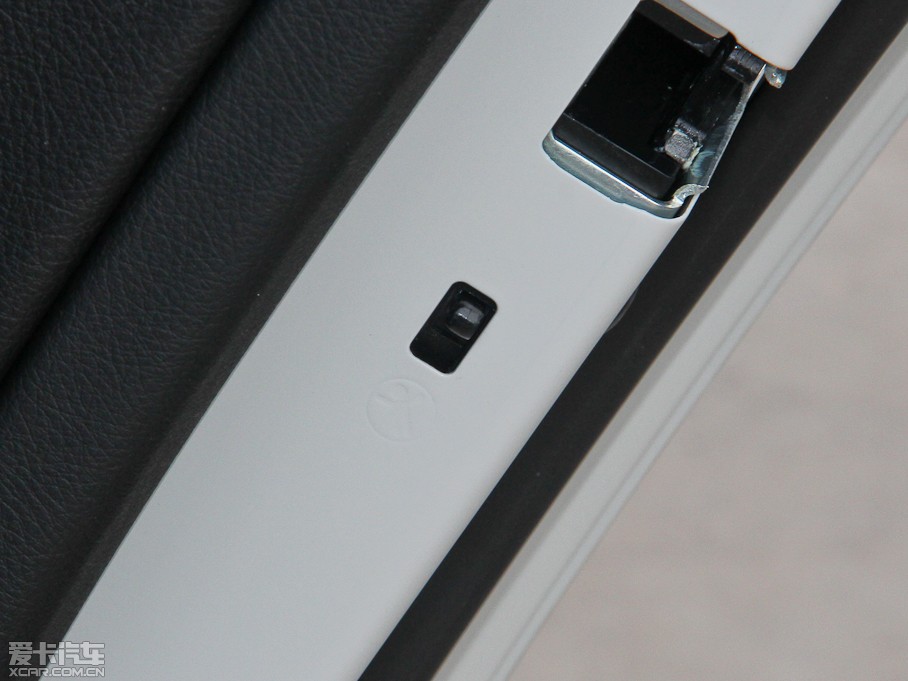 2015��R3ϵ 320i �r(sh��)����