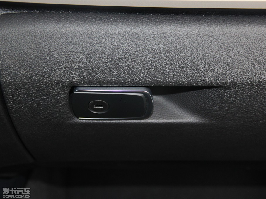 2015��R3ϵ 320i �r����