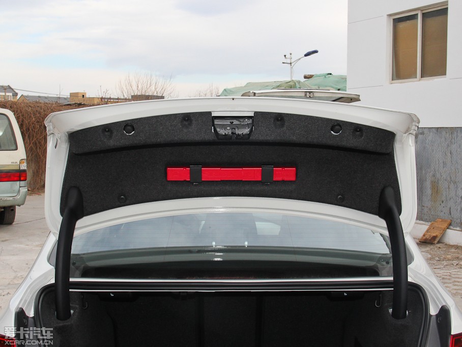 2015��R3ϵ 320i �r����