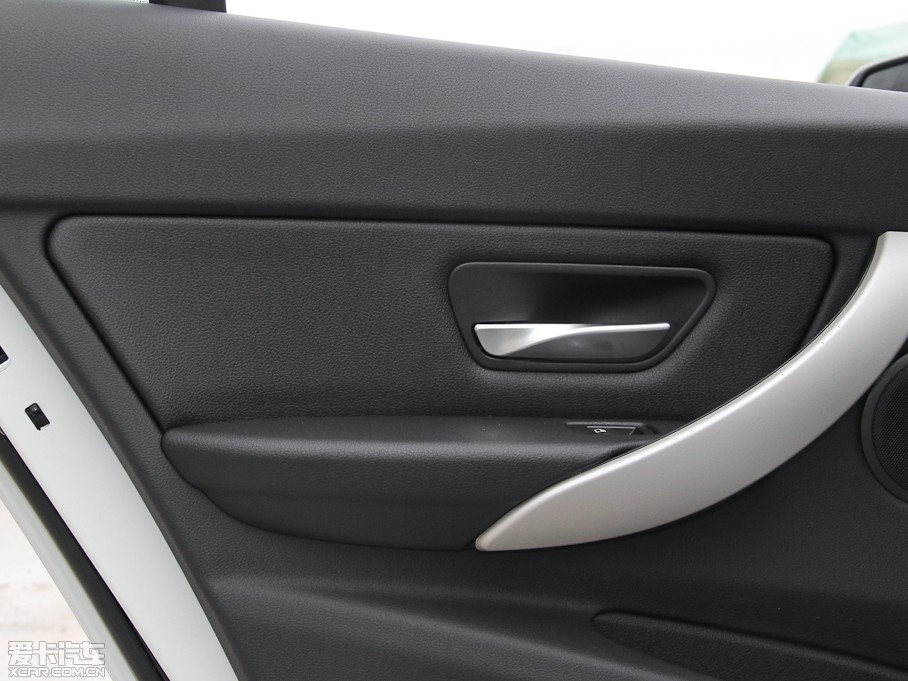 2015��R3ϵ 320i �r����