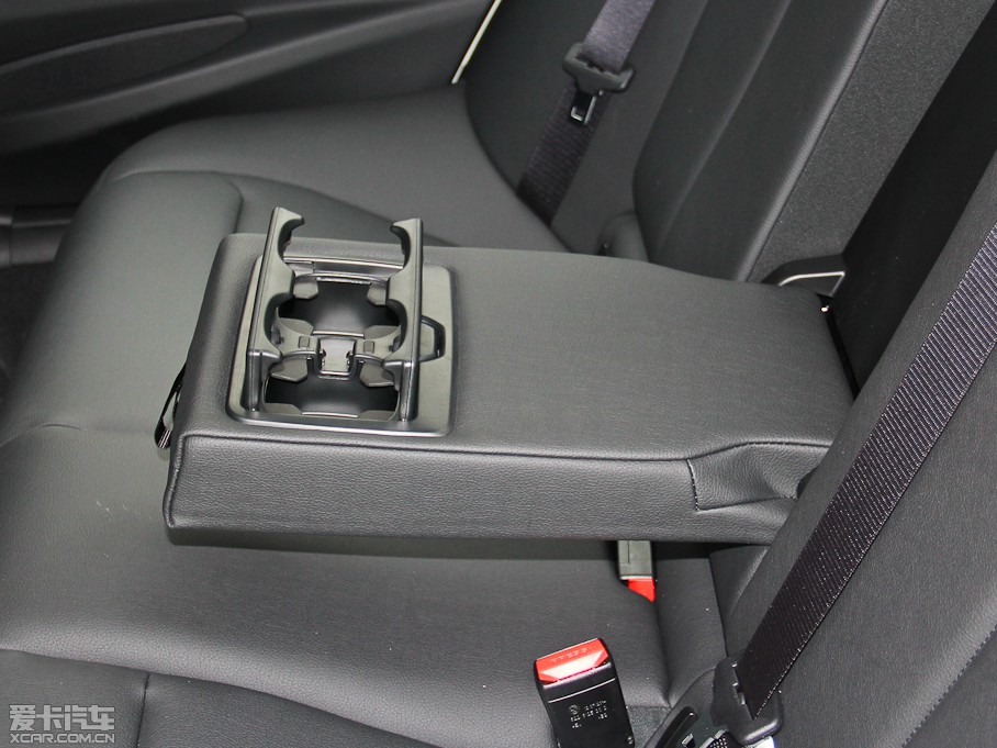 2015��R3ϵ 320i �r����