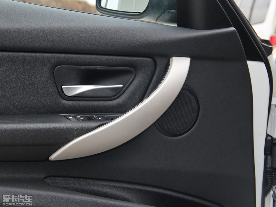 2015��R3ϵ 320i �r����