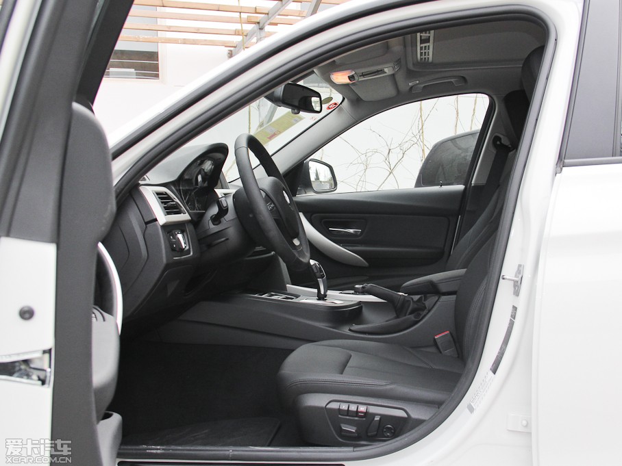 2015��R3ϵ 320i �r(sh��)����