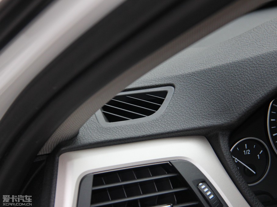 2015��R3ϵ 320i �r(sh��)����