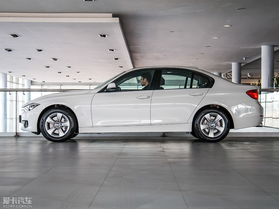 2015R3ϵ 320i Mȡ