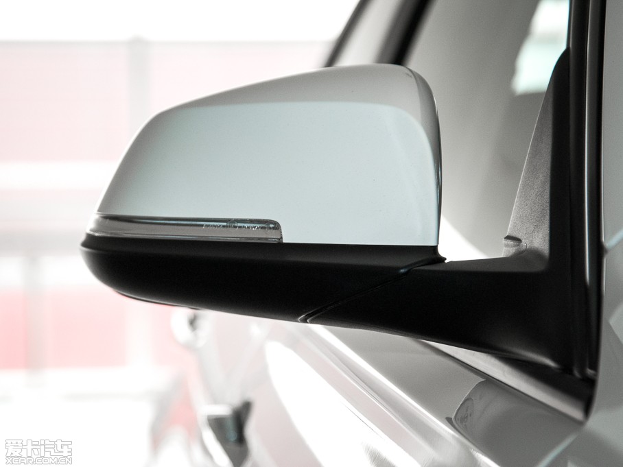 2015R3ϵ 320i Mȡ