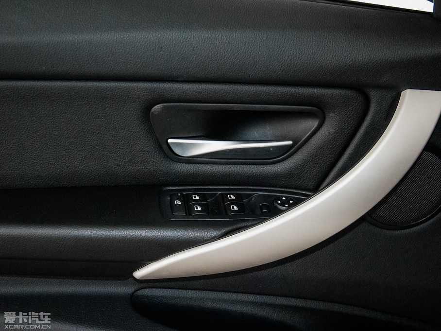 2015R3ϵ 320i M(jn)ȡ