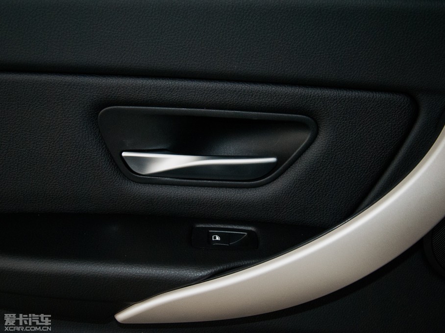 2015R3ϵ 320i Mȡ