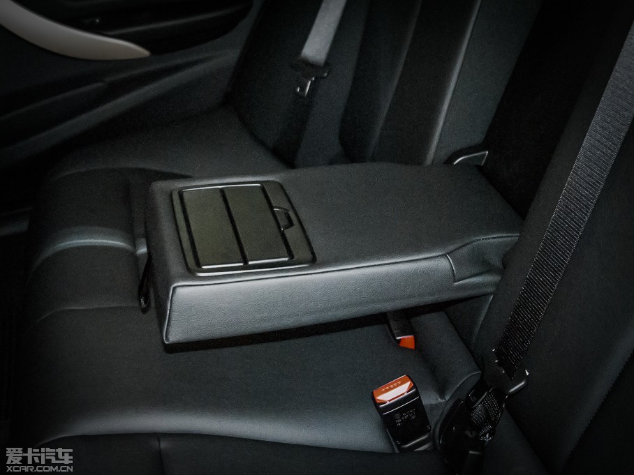 2015R3ϵ 320i Mȡ