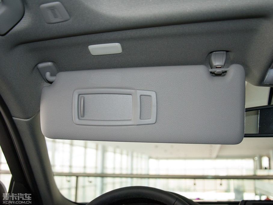 2015R3ϵ 320i Mȡ