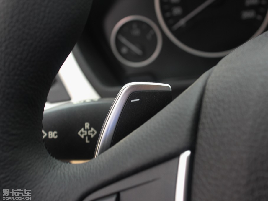 2015R3ϵ 328Li r(sh)