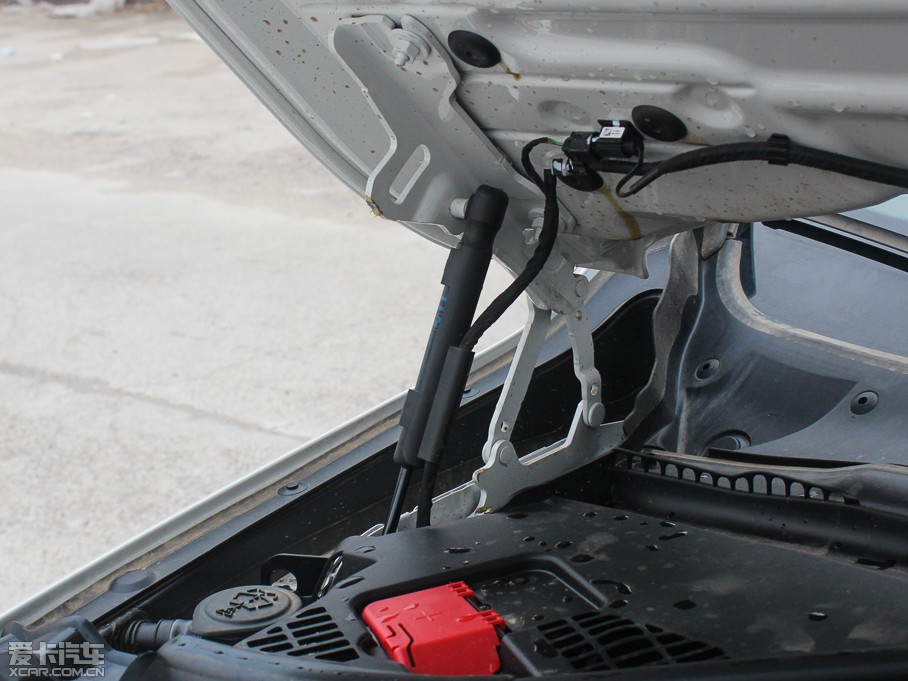 2015R3ϵ 328Li r(sh)