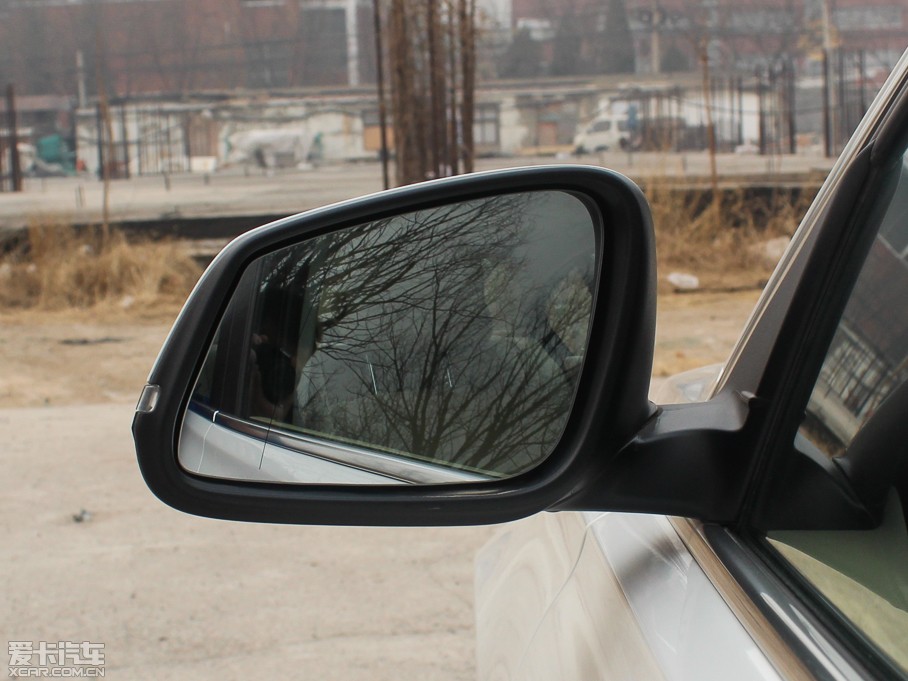 2015R3ϵ 328Li xDriver