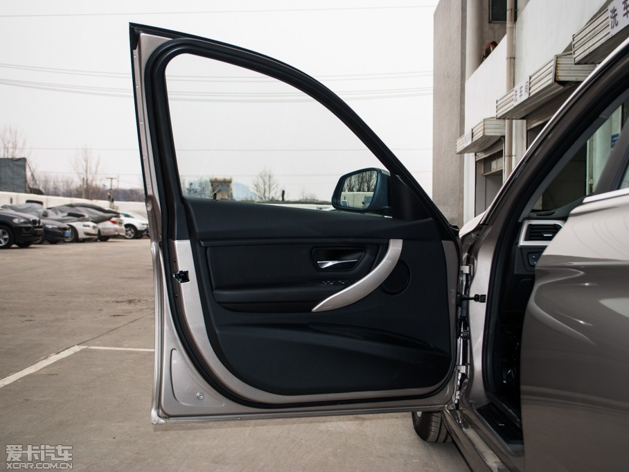 2015��R3ϵ 320Li �r����