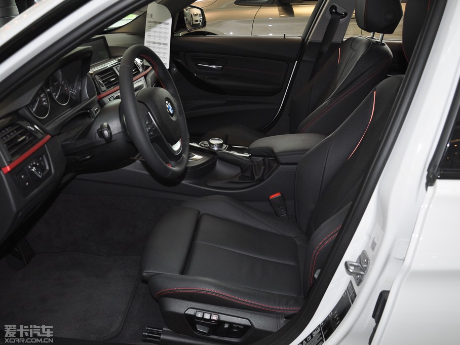 2015R3ϵ 328i xDrive\OӋb