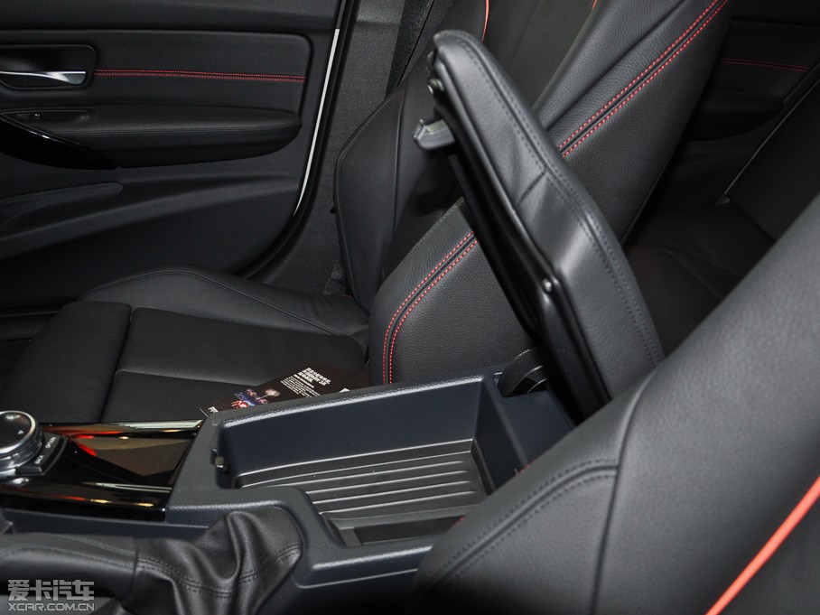 2015R3ϵ 328i xDrive\O(sh)Ӌb