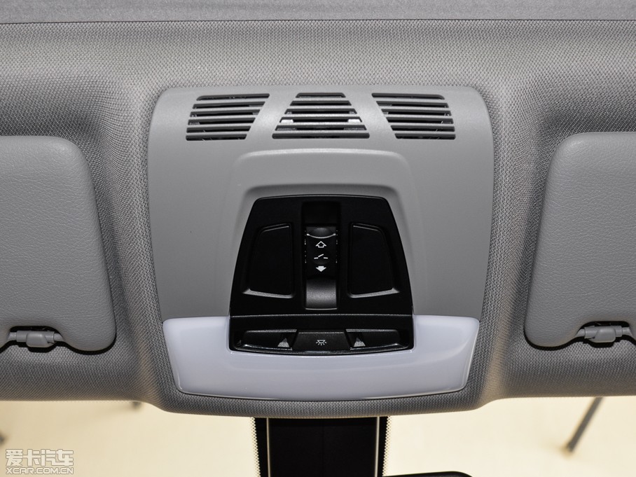 2015��R3ϵ 320i �r(sh��)����