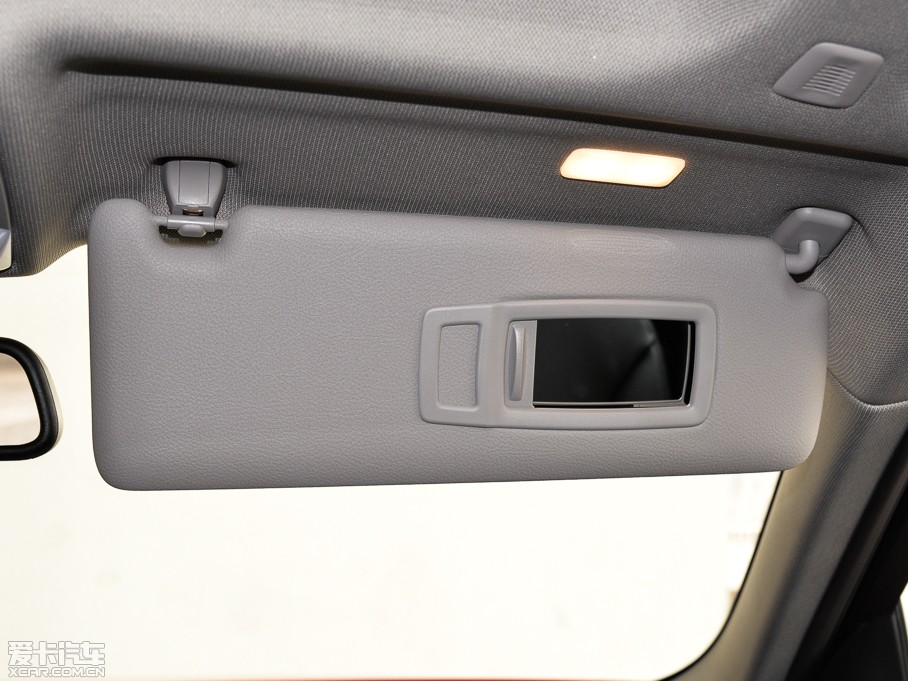 2015��R3ϵ 320i �r����