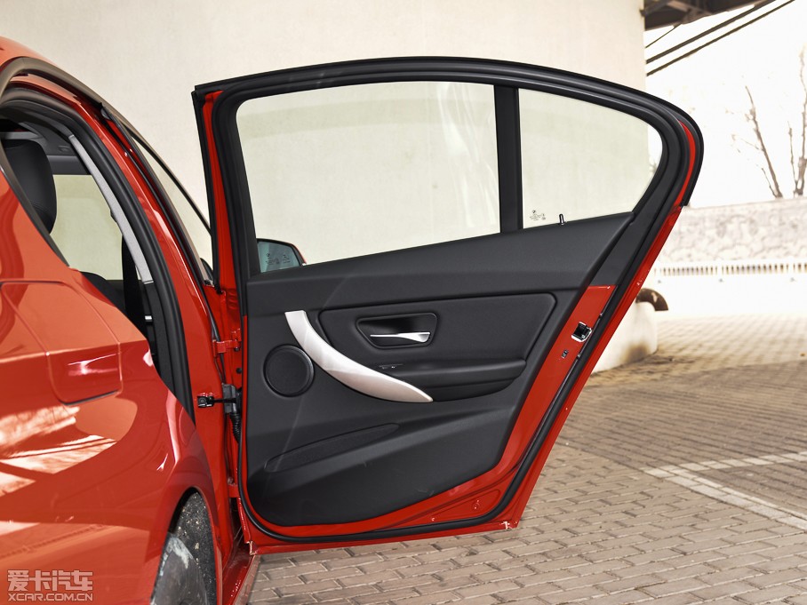 2015��R3ϵ 320i �r����