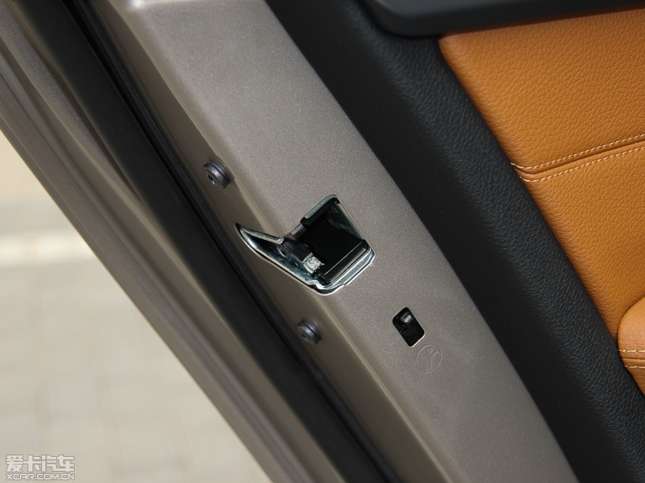 2015R3ϵ  320Li AOӋb