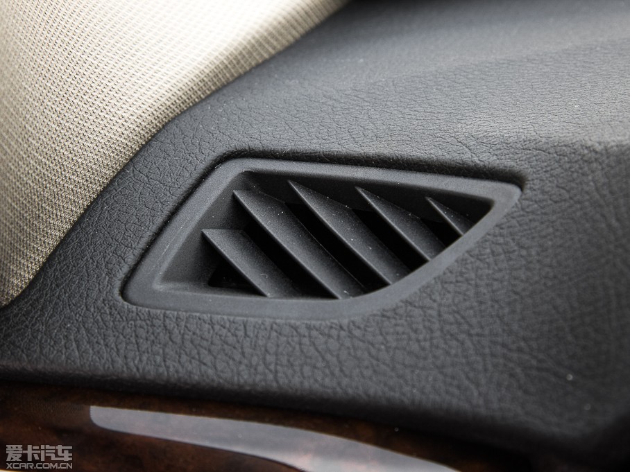 2015R3ϵ  320Li AOӋb