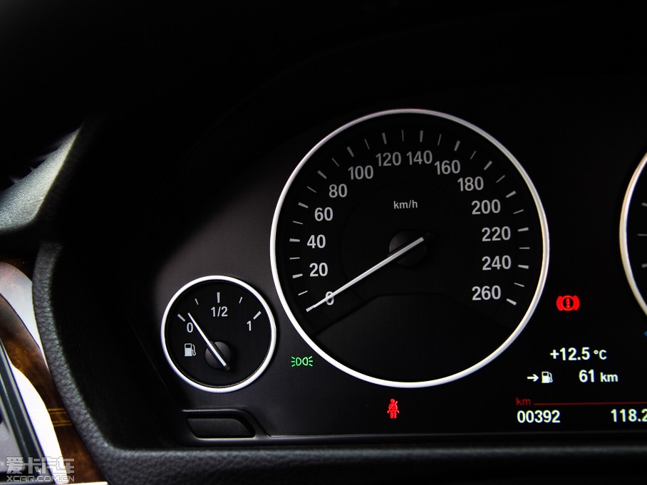 2015R3ϵ  320Li AO(sh)Ӌ(j)b