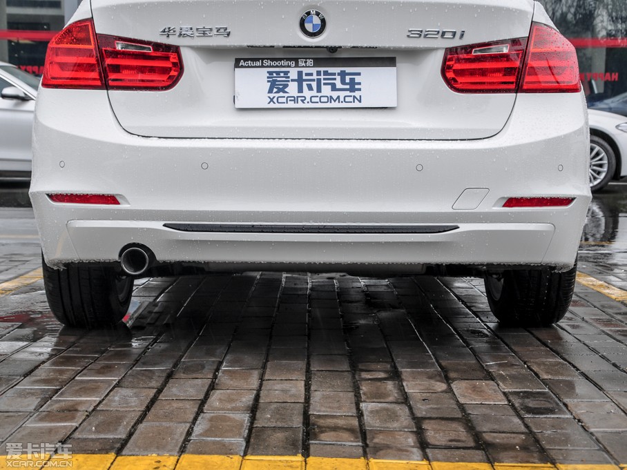 2015R3ϵ 320i \OӋb