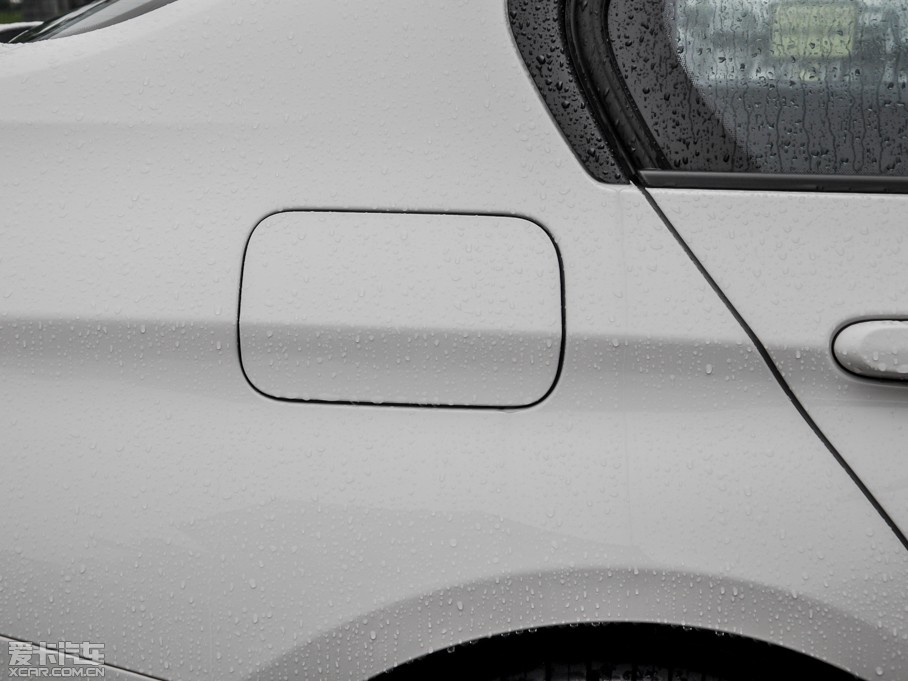 2015R3ϵ 320i \OӋb