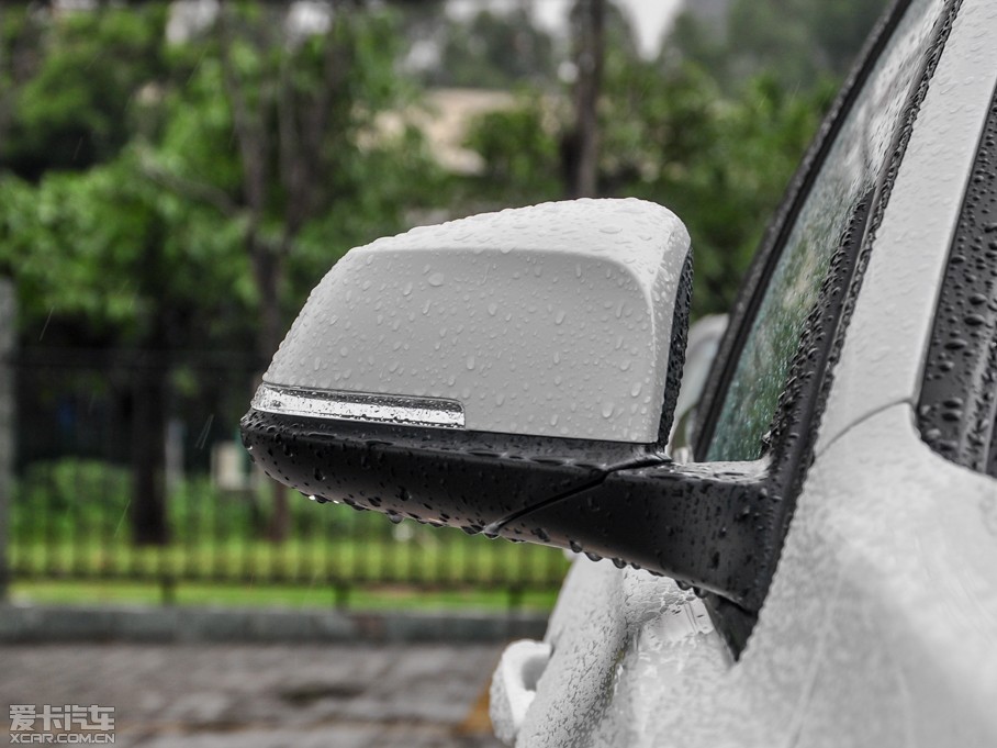 2015R3ϵ 320i \OӋb